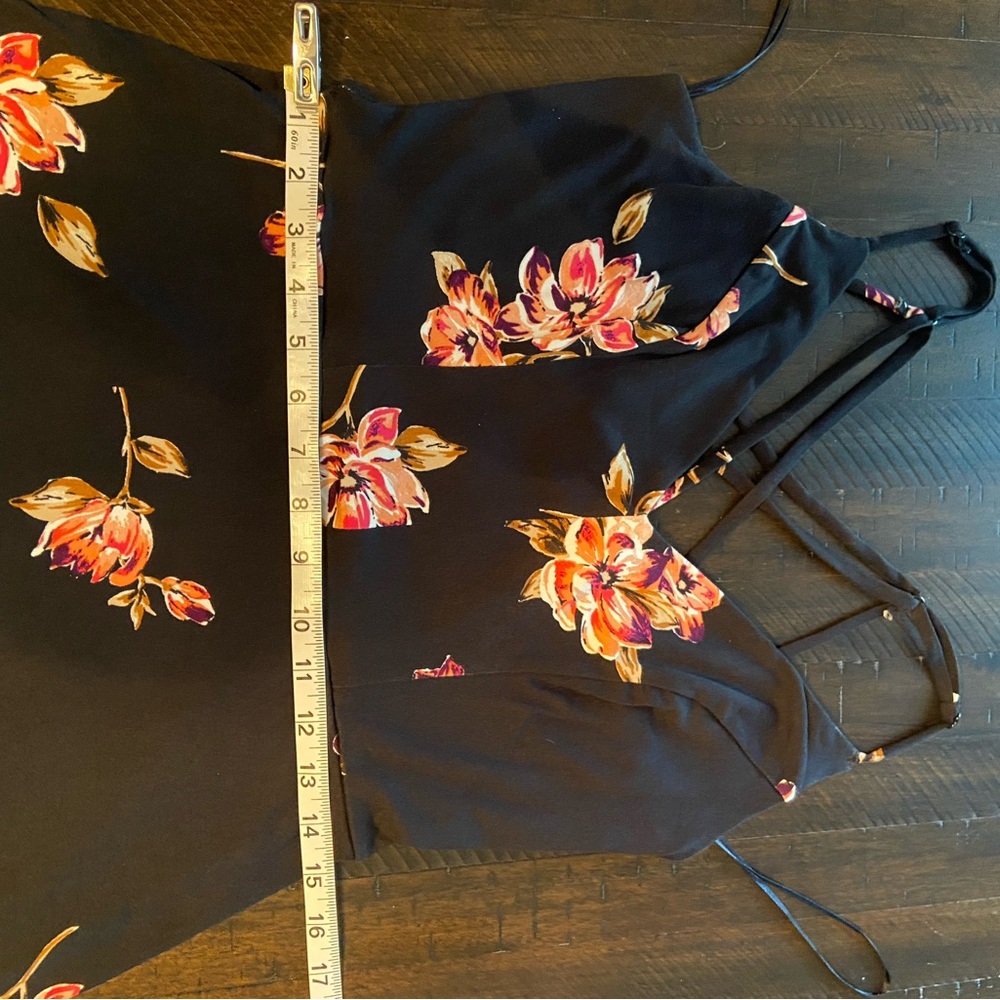 Black Dress with Floral Print, size M. Nine Britton brand. - Picture 8 of 15